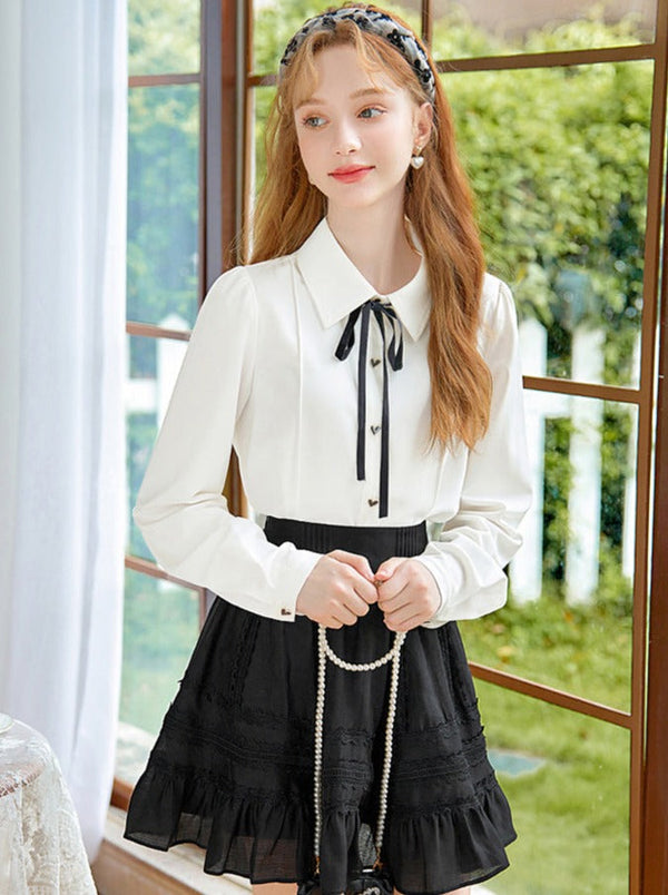 カレッジスタイルハートリボンシャツ