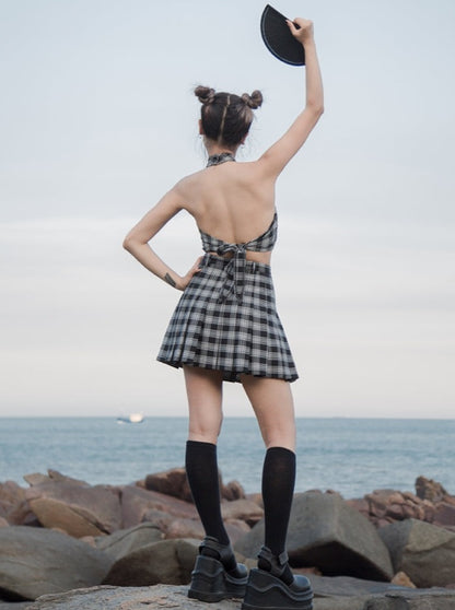 Monochrome check punk rock high waist pleated skirt