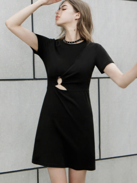 Split chain waist shirring dress