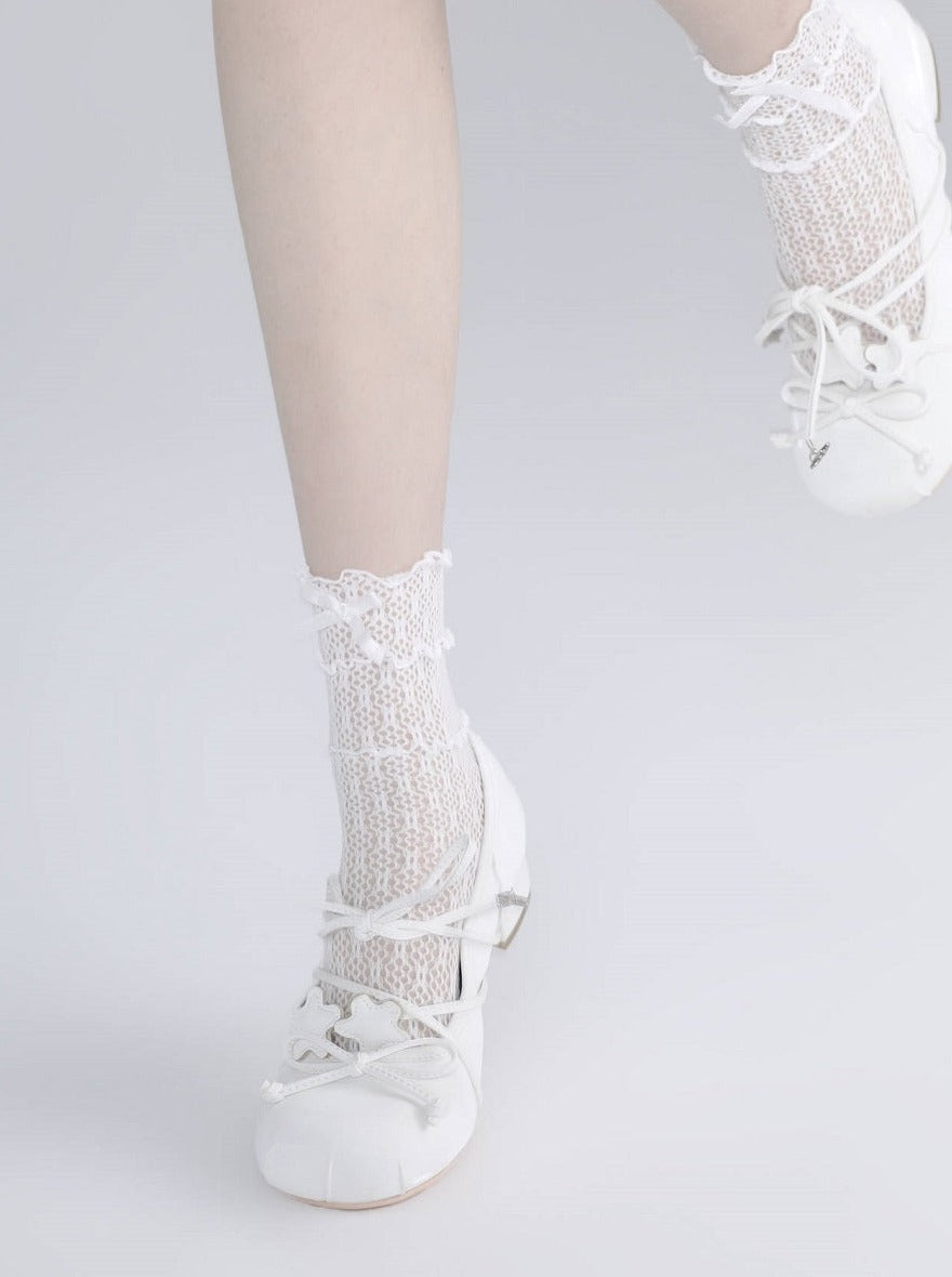 Ribbon lace short socks