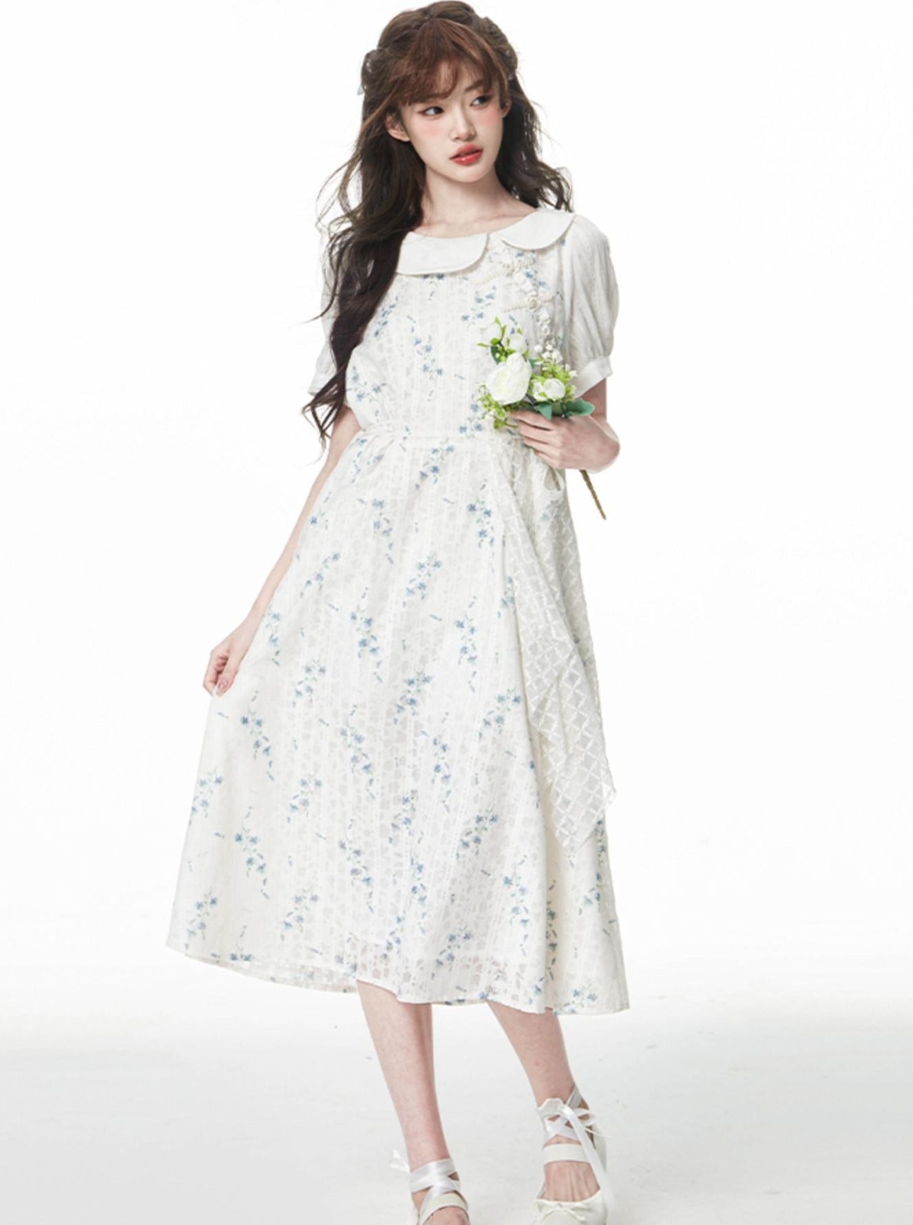 Flower fake two -piece lace dress