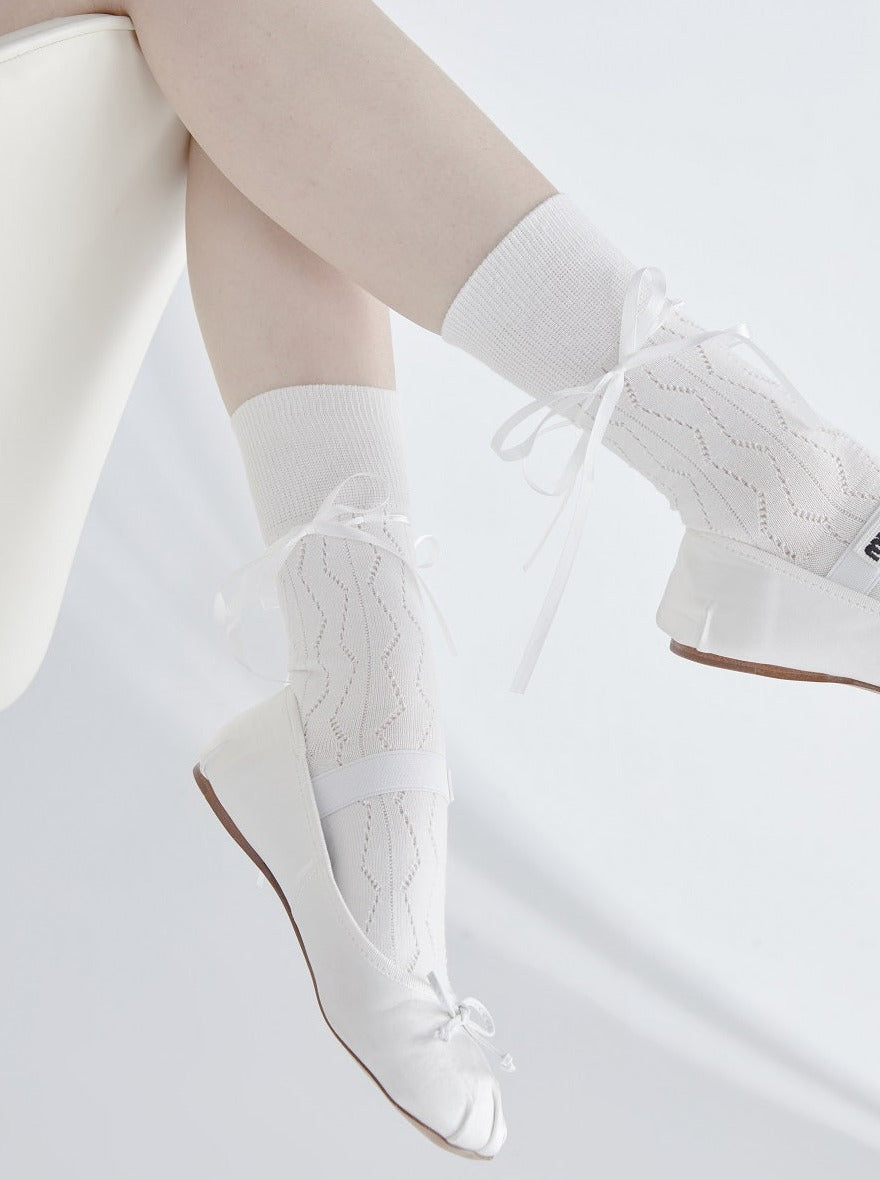 Pure White Suite Ribbon Socks