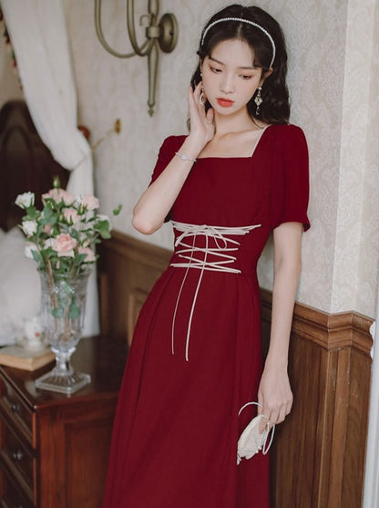 Front lace-up square dress