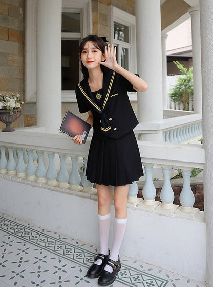 Front logo sailor tops + pleated skirt