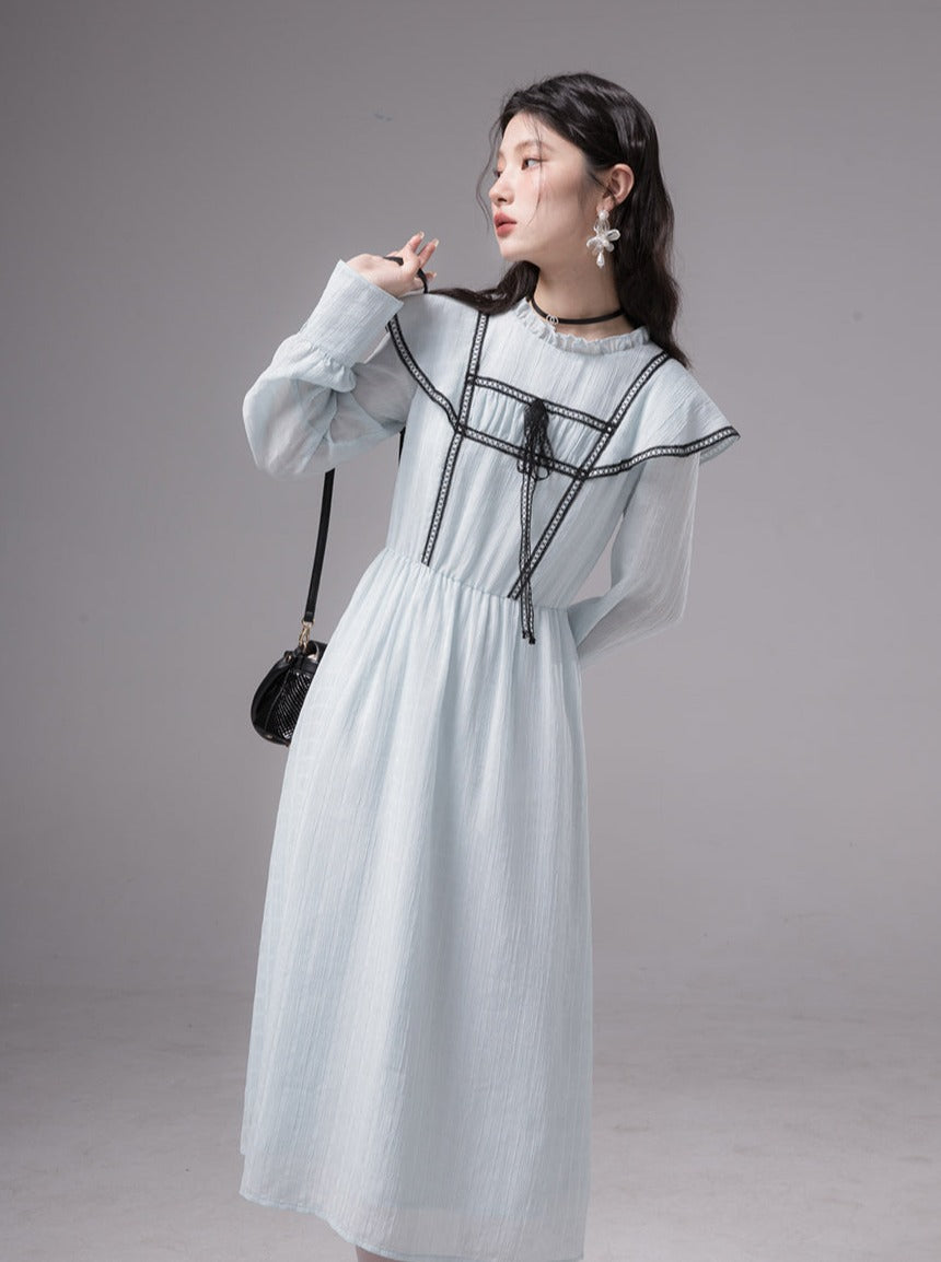 Heart flying sleeve show dress