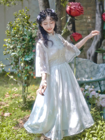 플라워 원 포이트 디자인 플레인 화이트 웨이스트 마크 드레스