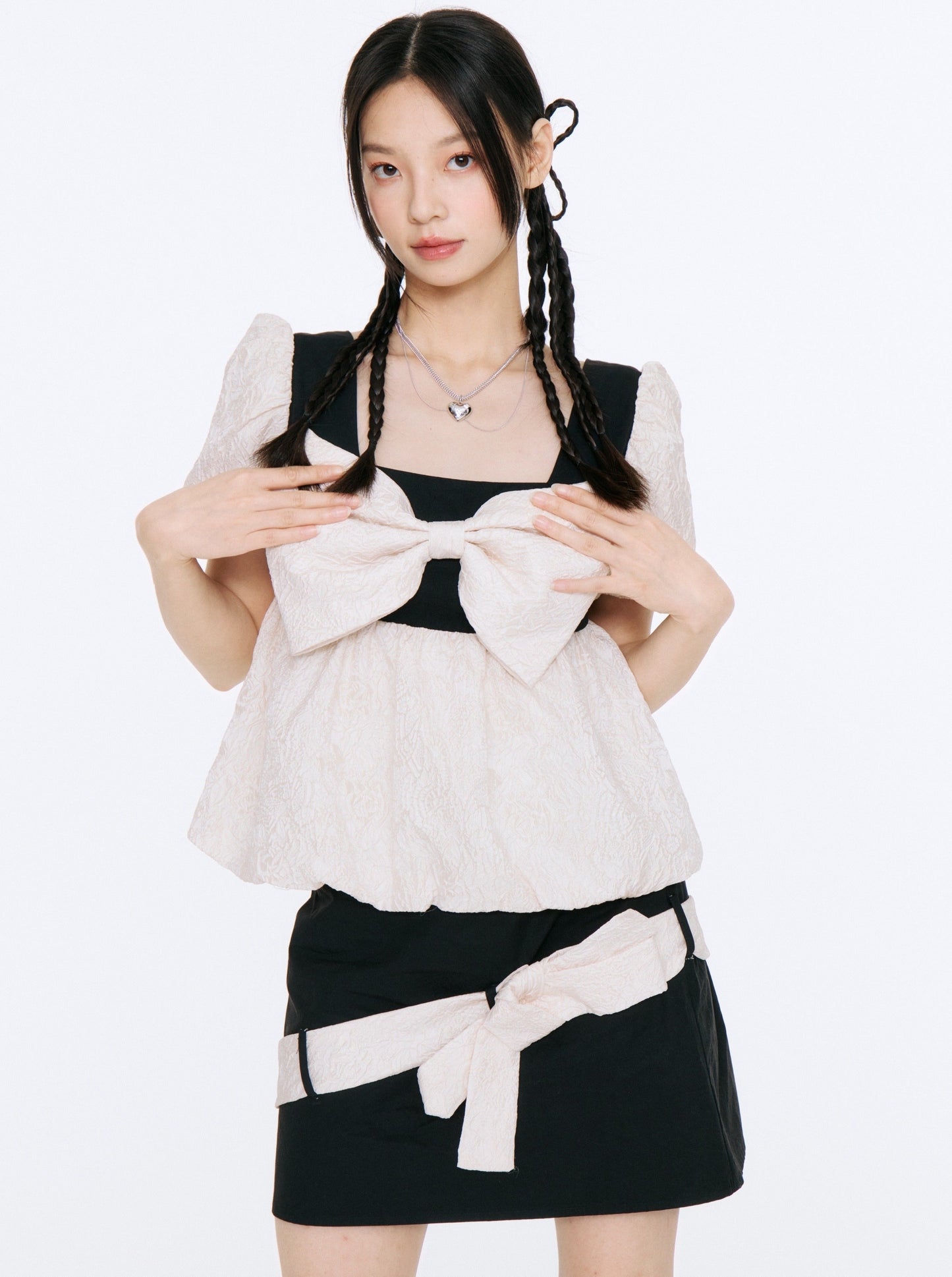 Big Ribon Puff Sleeve Tops + Ribbon Tight Skirt