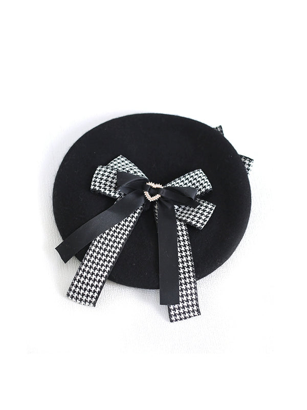 Staggered ribbon beret