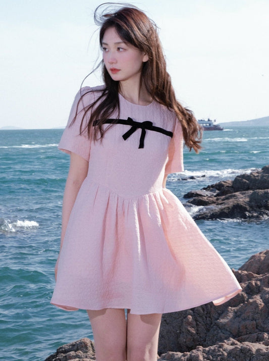 Black ribbon pink dress