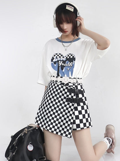 Heart print T-shirt + check miniskirt setup