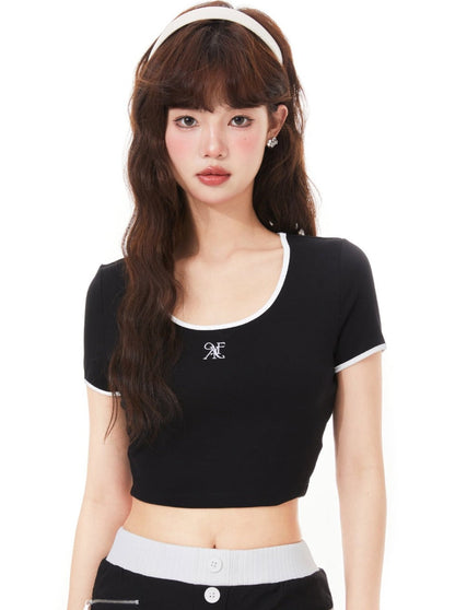 Contrast Basic Logo U Neck Tops