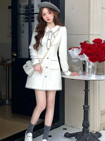 Ribbon style Lightsmall fragrance white dress