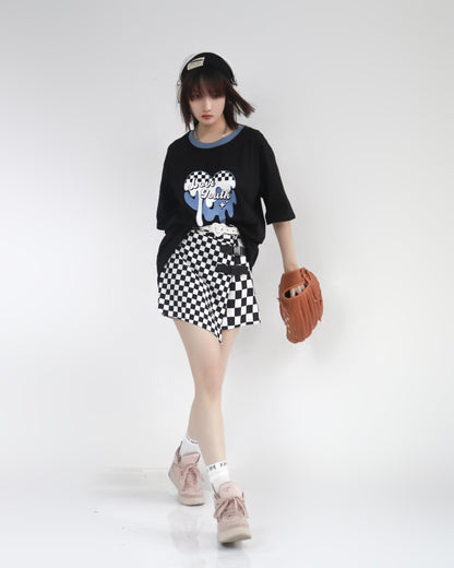 Heart print T-shirt + check miniskirt setup