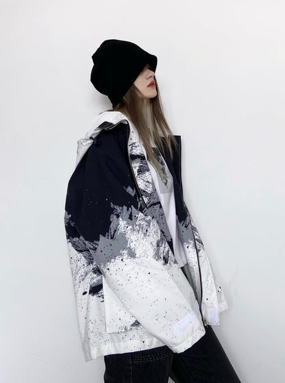 Monochrome design windbreaker coat
