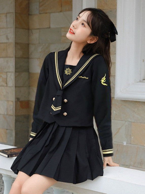 Front logo sailor tops + pleated skirt