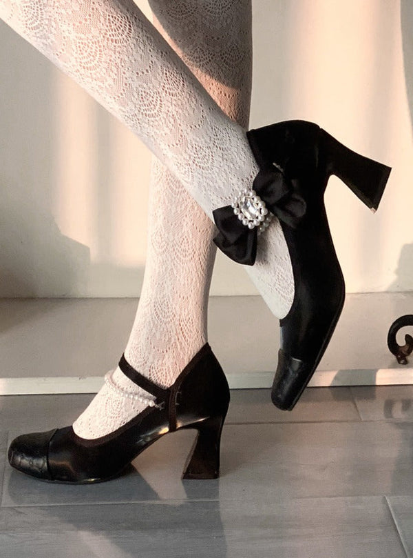 Pearl ribbon strap shoes