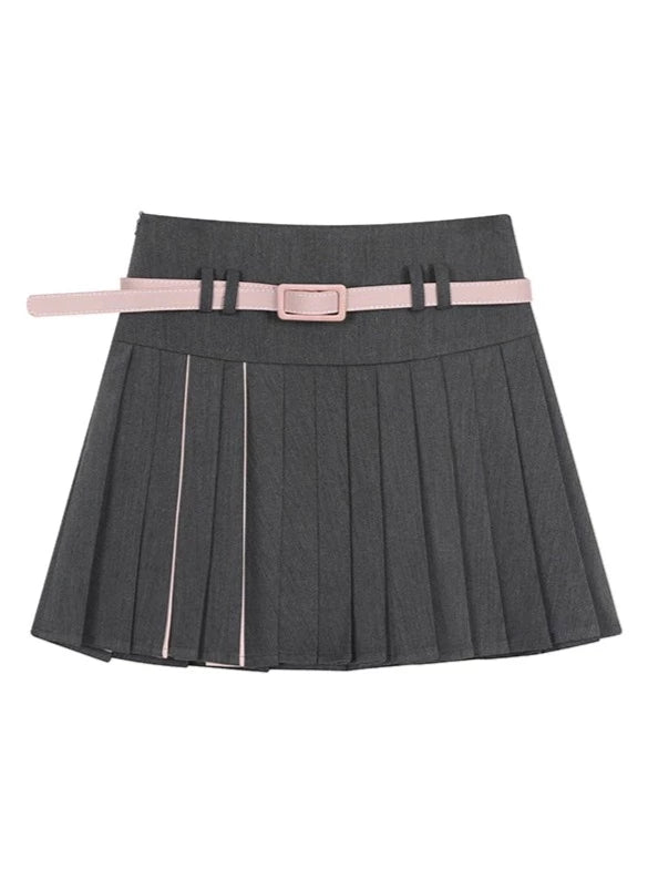 Pleated skirt + pink belt