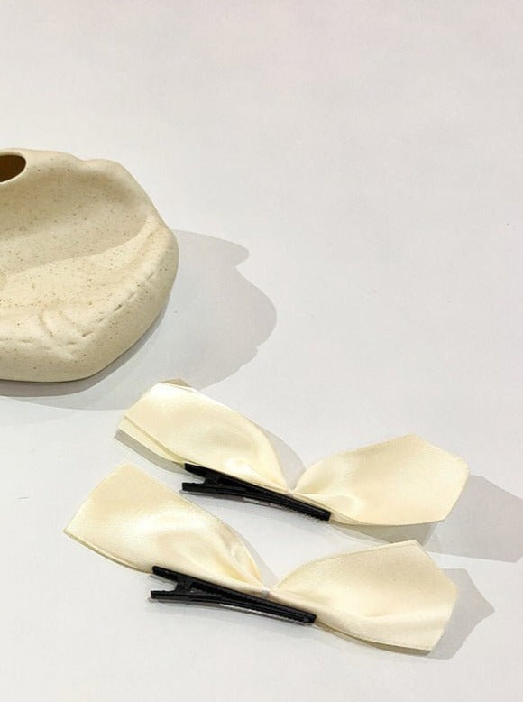 リボンヘアクリップペアセット【Plane,Mini】 - LilyBlack