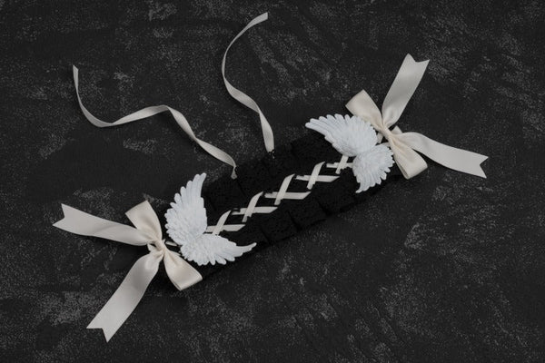 レースアップリボンエンジェルヘッドアクセサリー - Belchic