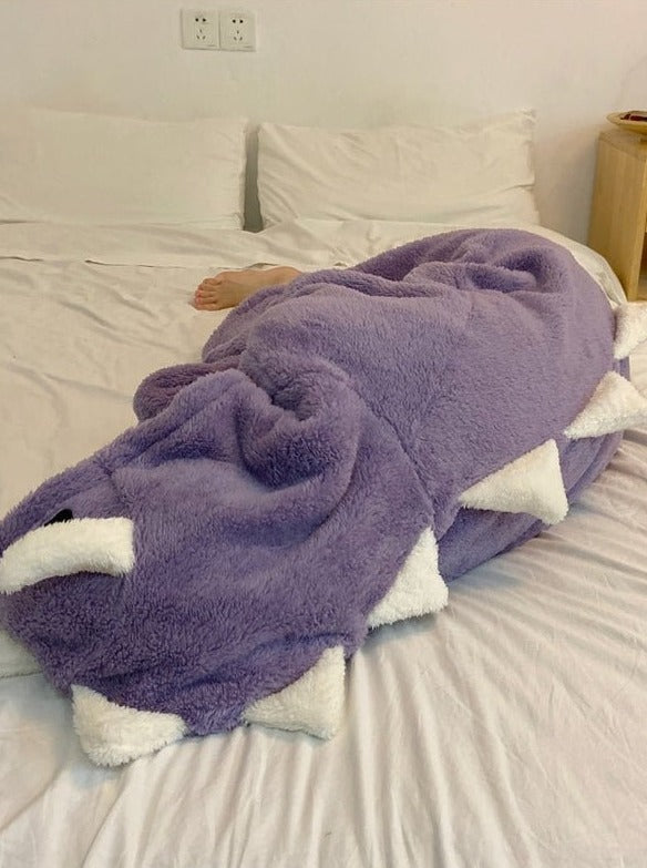 ガーリーザウルスナイトガウン - Belchic