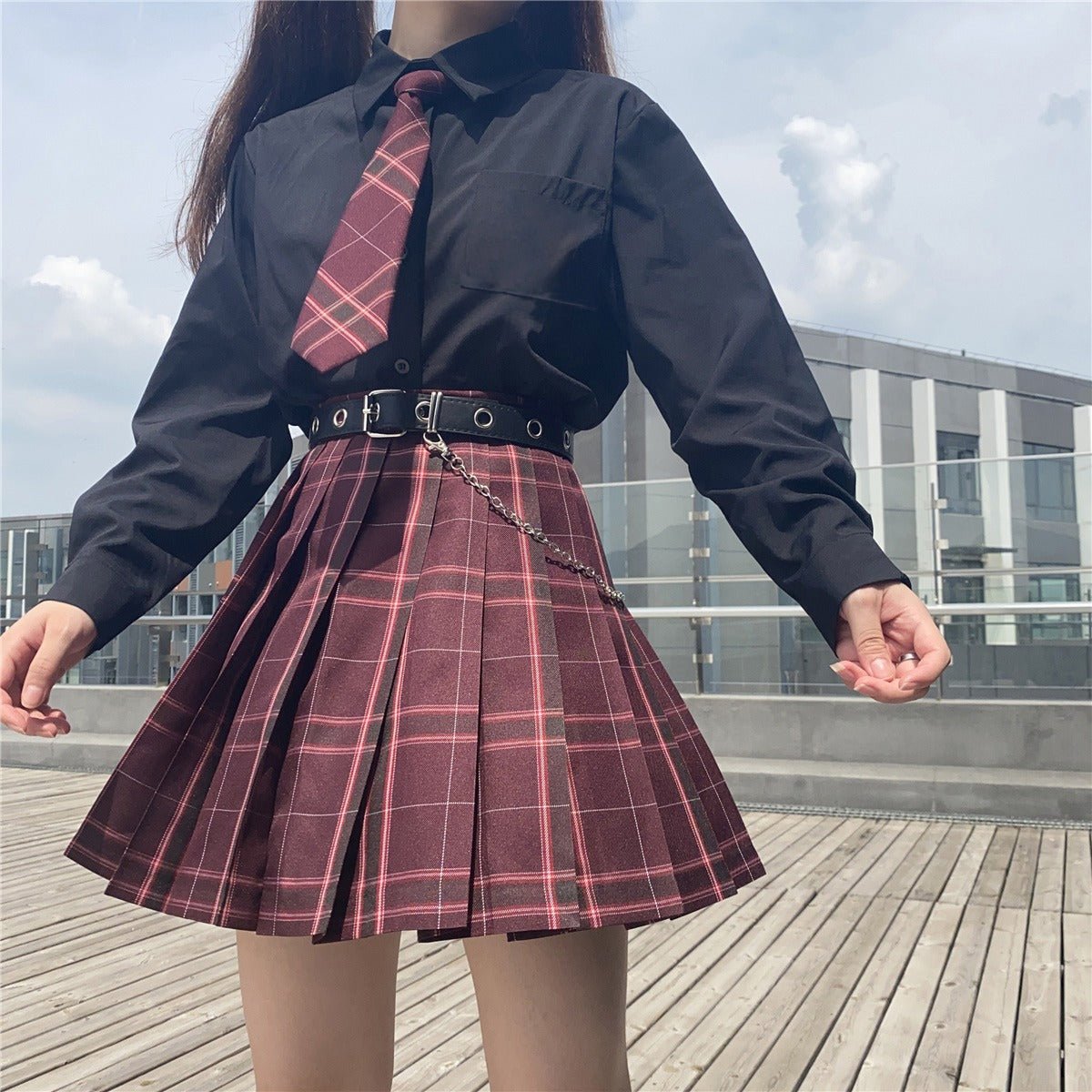 Checkered skirt red outlet shirt