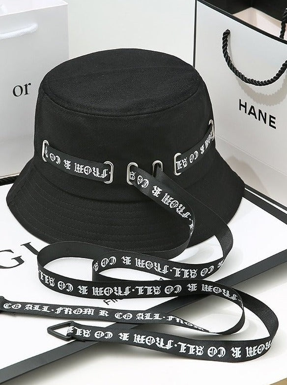 ロゴリボンストラップ付きバケットハット - Belchic