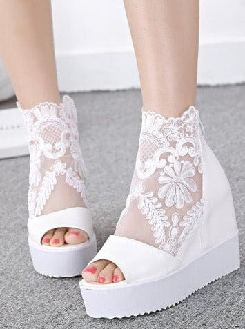 ウェッジソールオープントゥダマスクフラワーレースブーツ - Belchic