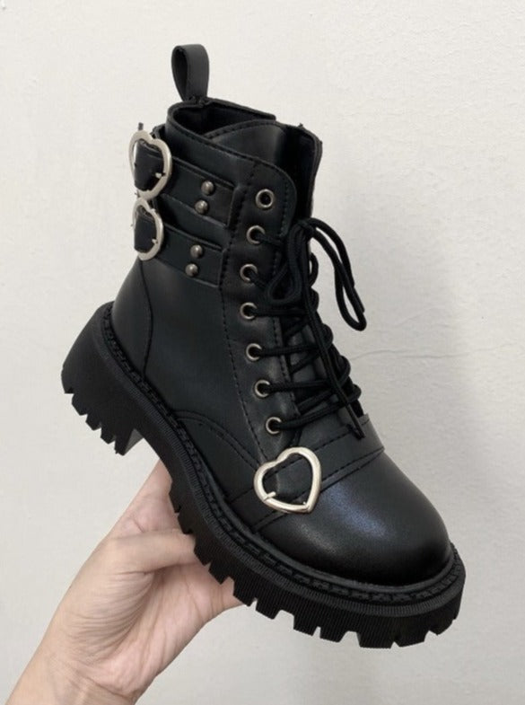 Heart ring design lace up boots