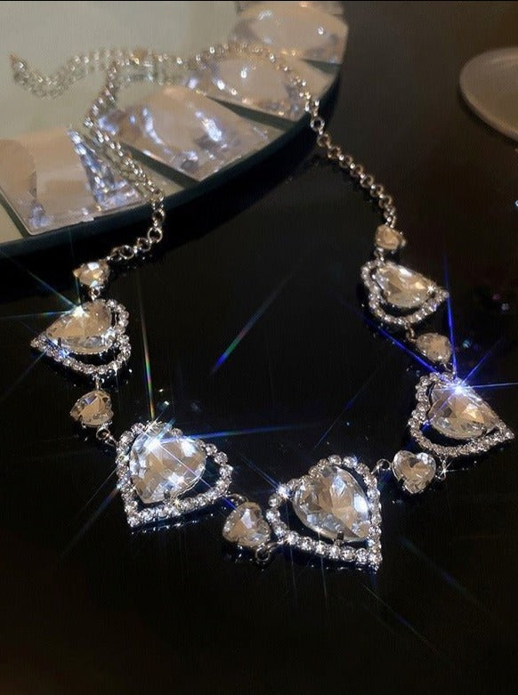 ハートジュエルチェーンチョーカーネックレス・ハートジュエルイヤリング - LilyBlack