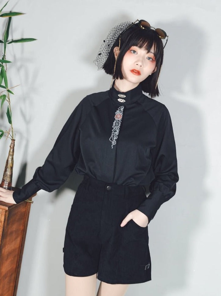 Embroidered stand collar volume sleeve shirt