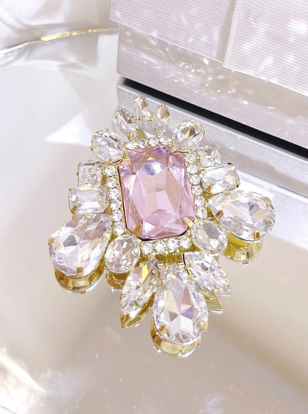 ジュエルスマホアクセサリー【バロックスクエア・フラワー】 - LilyBlack